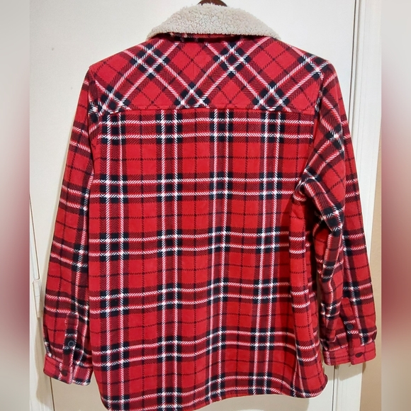 🌺 Unisex Soho Threads Red Plaid Sherpa-Lined Jacket - Picture 5 of 12